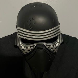 Disney Kylo Ren Costume - Toys & Collectibles | Size: 9/10